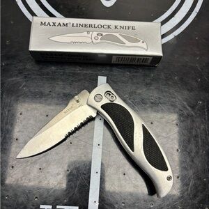 Maxam PocketKnife  Liner Lock - Modern Folding new in box nice solid